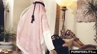 خادمة عربية مثيرة أفلام سكس